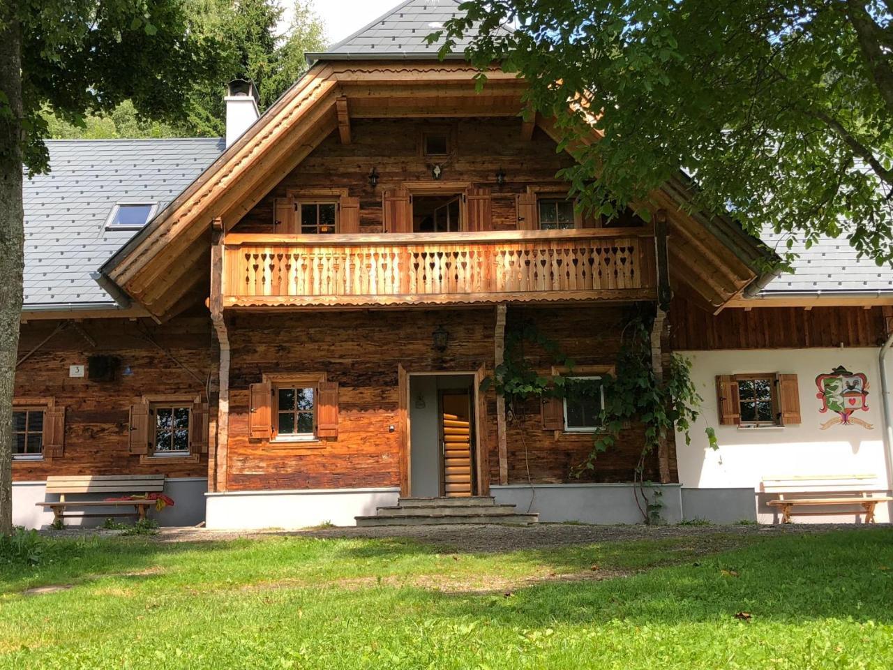 Villa Waldheimathütte Sankt Kathrein am Hauenstein Exterior foto